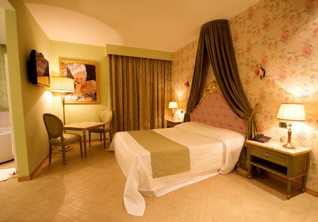Invilladiserio Hotel Villa di Serio Ruang foto
